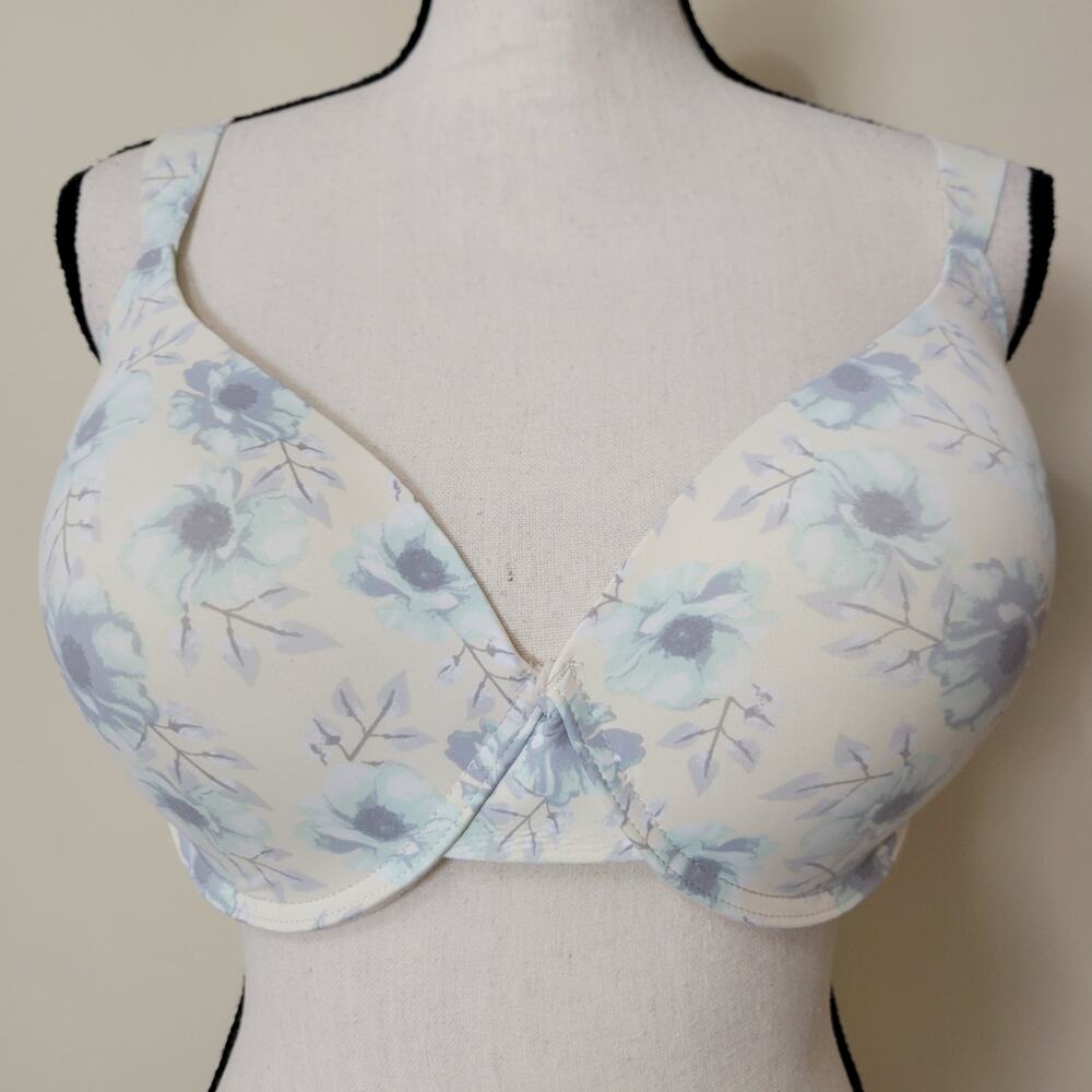 Vince Camuto Size 40C Comfort Strap T Shirt Lined Underwire Bra
